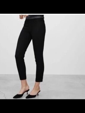 2 Pairs Of Babaton Elliot Cropped Pants Size 8 Black And Navy Blue